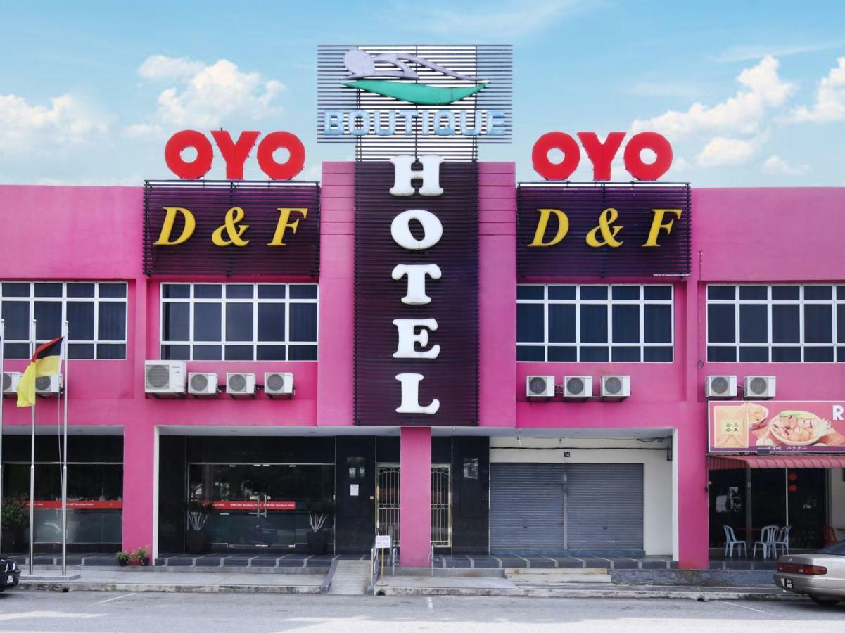 Oyo 498 D&F Boutique Hotel Senawang Серембан Екстериор снимка